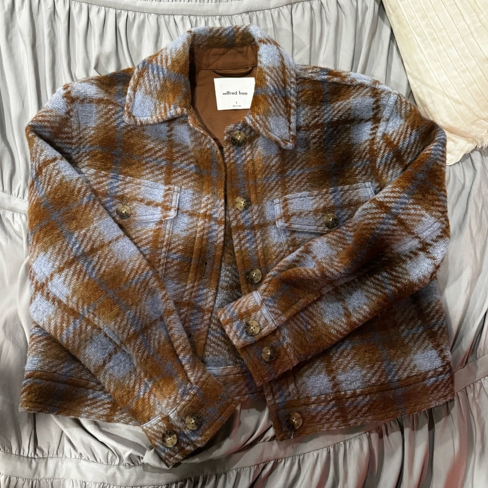 NWOT wilfred free “the ganna” cropped shirt jacket